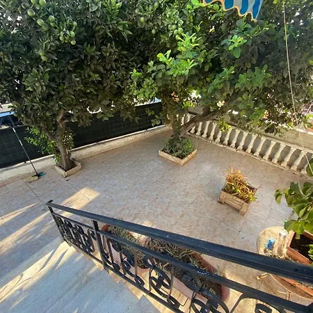 Beautiful For 6 To 8 Pers Holiday home